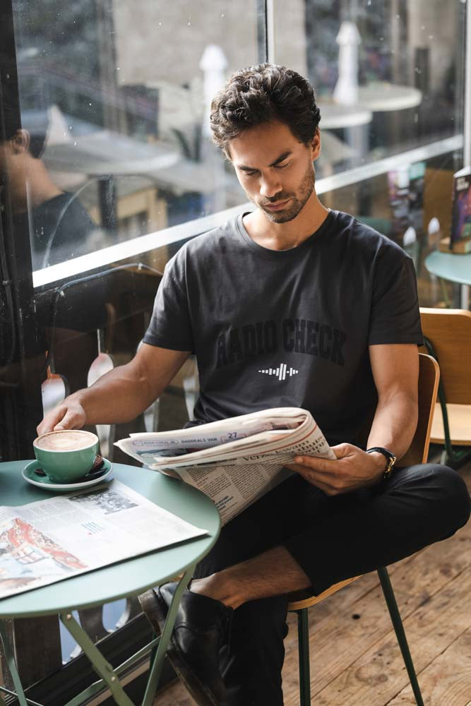 Heren T-shirt ‘Radio Check’